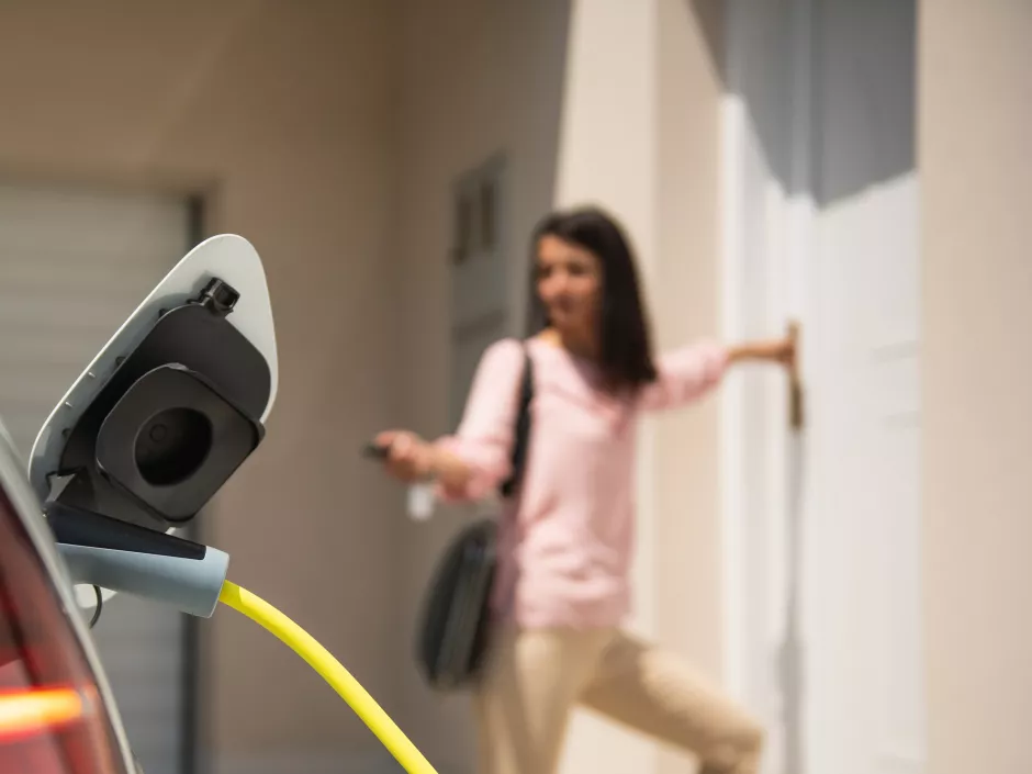 Was Sie bei der Installation einer Ladestation fürs E-Auto wissen