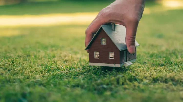 Wie groß darf ein Haus auf einem Grundstück sein? - Grundstück und Bebaubarkeit