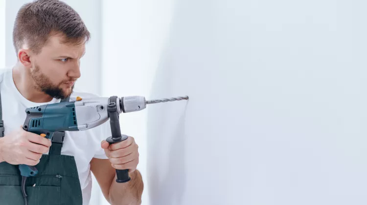 Wie kann ich Bohrlöcher verschließen?