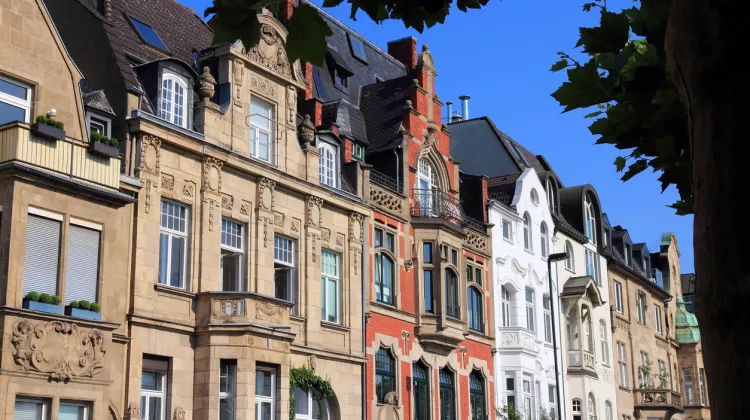 Mehrfamilienhaus verkaufen: Die wichtigsten Infos für einen erfolgreichen Verkauf