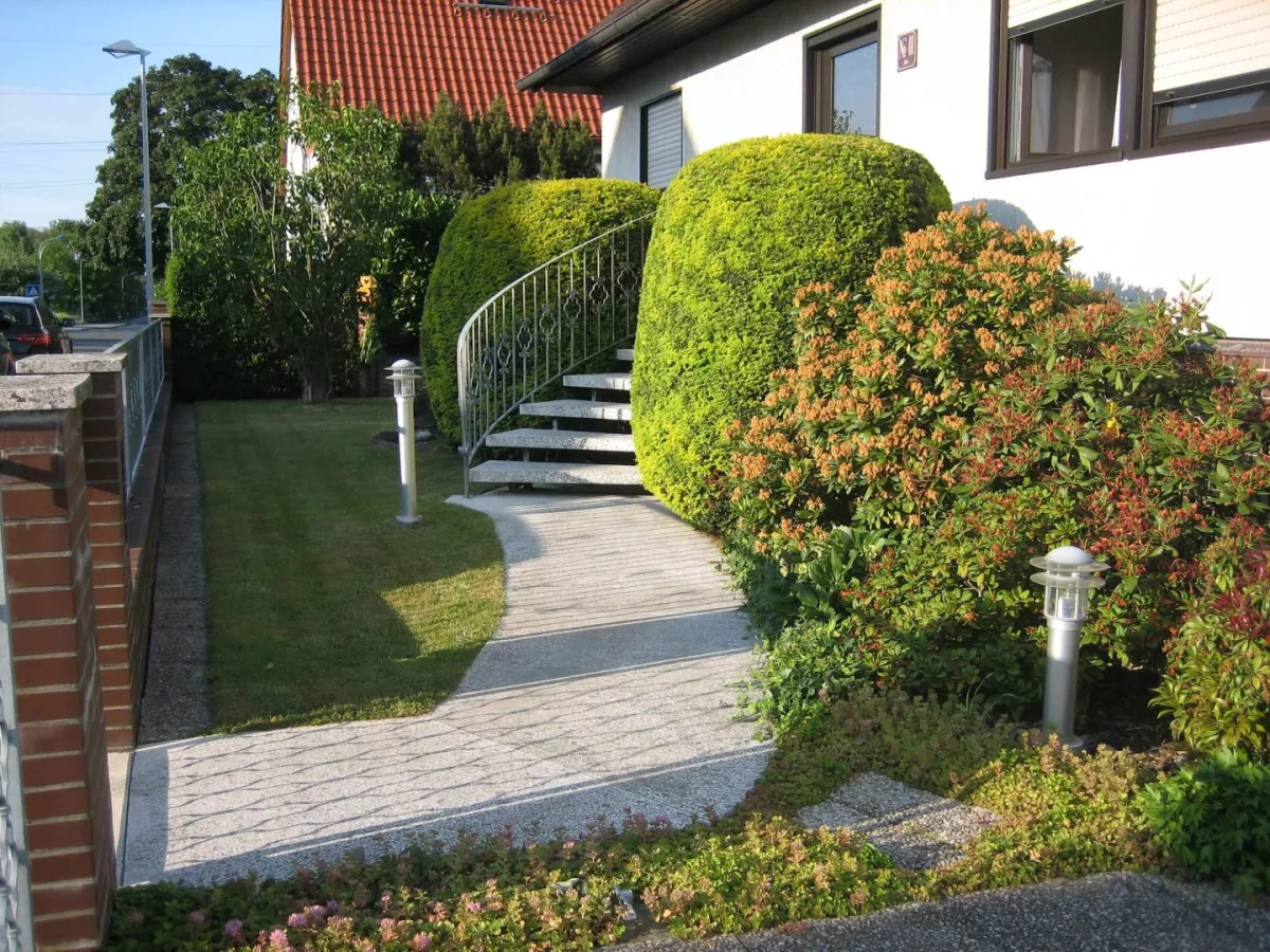 Rinn Beton- und Naturstein GmbH & Co. KG  - Terrassenbau - Gartengestaltung