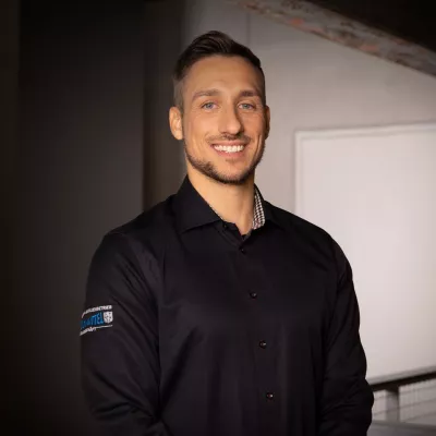 Dennis Gensmantel, Geschäftsführer