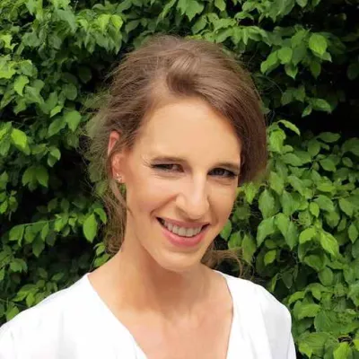 Julia Baur, Home Staging Expertin