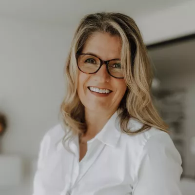 Bei dem Foto handelt es sich um eine weibliche Person, Philomena Franchois.