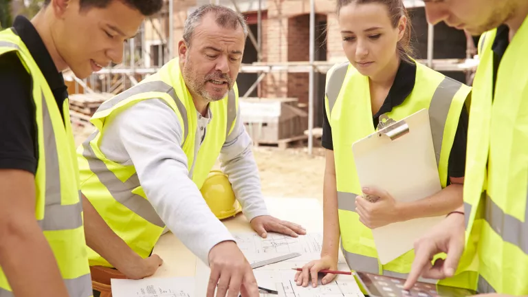 Wie erstelle ich einen Bauzeitenplan? - Die Terminplanung bei Neubauvorhaben