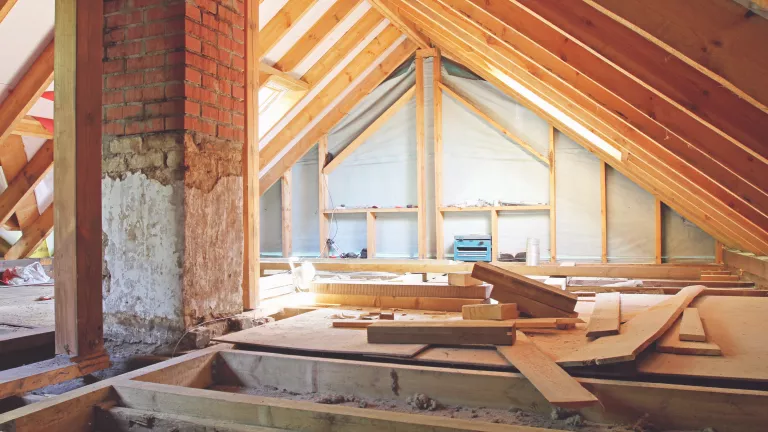 Das sollten Sie beim Dachausbau beachten, um den Immobilienwert optimal zu steigern