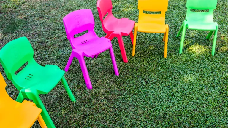 Kunststoff oder Plastik nachhaltig lackieren