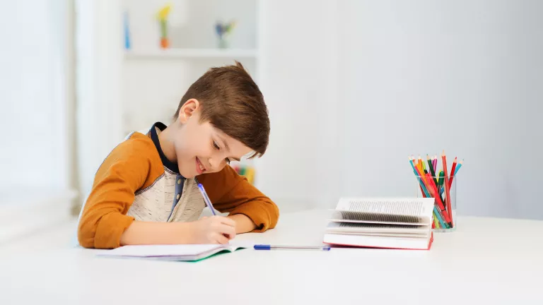 Kinderzimmer für Schulkinder einrichten – sechs hilfreiche Tipps