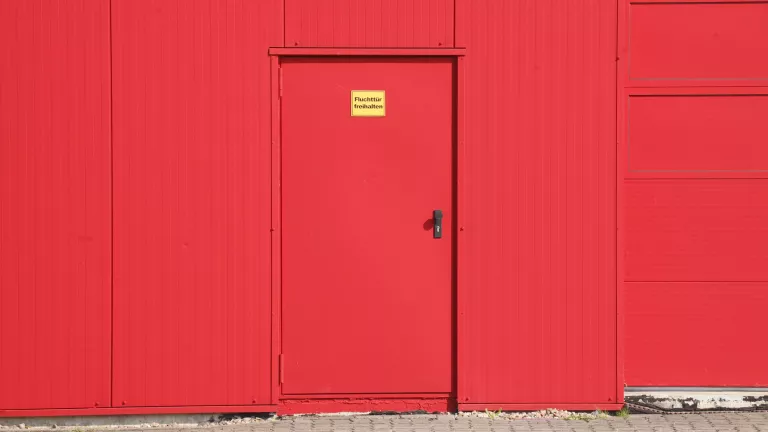 Wofür braucht man Brandschutztüren?