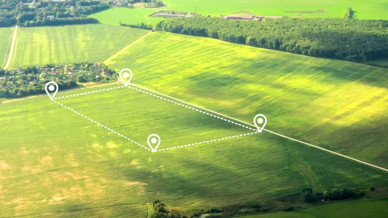 Baugrundstück finden und kaufen: So finden Sie den idealen Platz