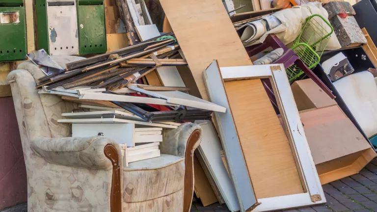 Entrümpelung: Was kostet sie und worauf muss ich achten?