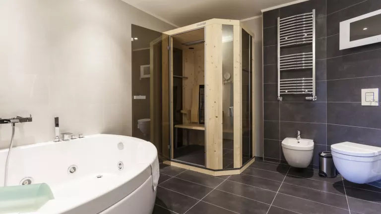 Elektrische Schutzbereiche: Auf was bei Elektroinstallationen im Bad zu achten ist