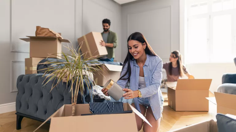 Mieter zieht aus: Muss er renovieren oder was sieht das Mietrecht vor?