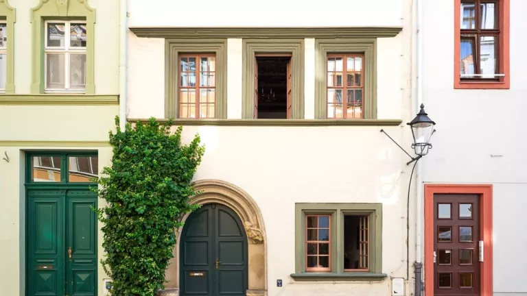 Haustüren: passende Materialwahl