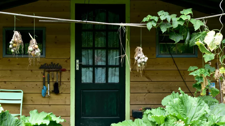 Das Gartenhaus als DIY-Paradies: Projekte für kreative Köpfe